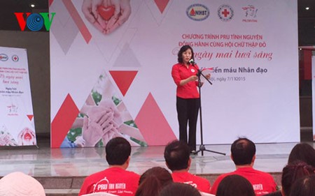 ОКК Вьетнама должно активизировать реализацию гуманитарных и благотворительных инициатив - ảnh 1